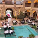 Kanuni Kervansaray Historical 5* Cesme