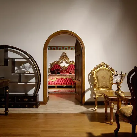 Kanuni Kervansaray Historical