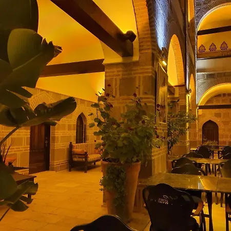 מלון Kanuni Kervansaray Historical 5*