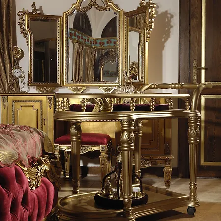 מלון Kanuni Kervansaray Historical Çeşme