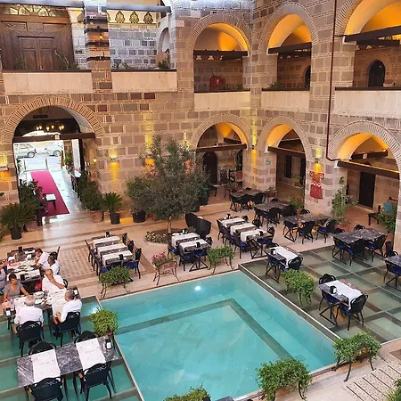 Kanuni Kervansaray Historical מלון 5*