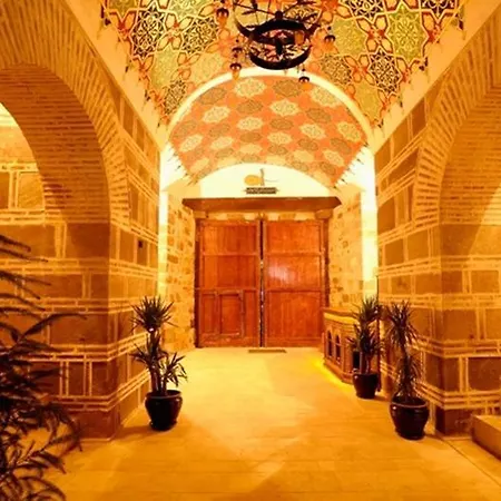 Kanuni Kervansaray Historical Hotel Cesme