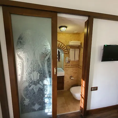 Kanuni Kervansaray Historical Hotel Çeşme