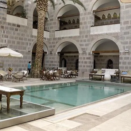 Hotel Kanuni Kervansaray Historical